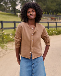 Jackie - Sweatshirt Cardigan in Chai