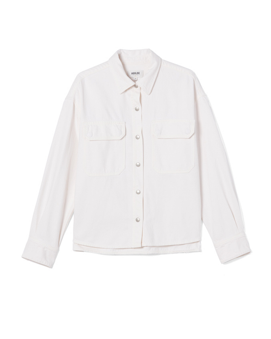 AGOLDE's Gwen Slice Shirt in Fortune Cookie, an organic cotton white button-up shirt with chest pockets, is displayed on a white background.