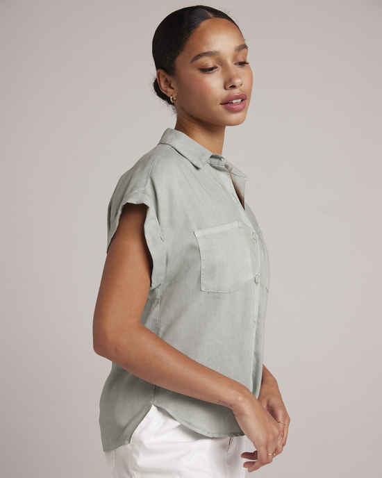 Two Pocket S/S Shirt in Oasis Green
