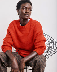 Hartford Mage Crewneck Sweater in Lipstick 
