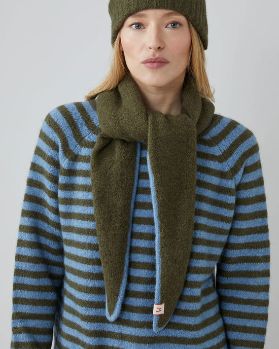 Moismont Elly Alpaca Scarf No 218 in Hunter Green 