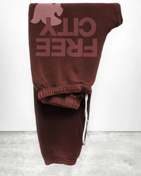 Freecity Large Sweatpant in Rusty Rabbit