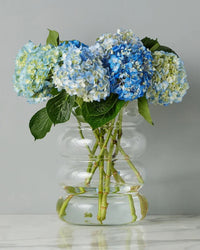 etúHOME Scalloped Flower Vase 