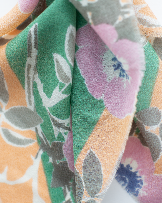 Épice Bold Daisy Wool Silk & Cashmere Bandana in Ming Green 