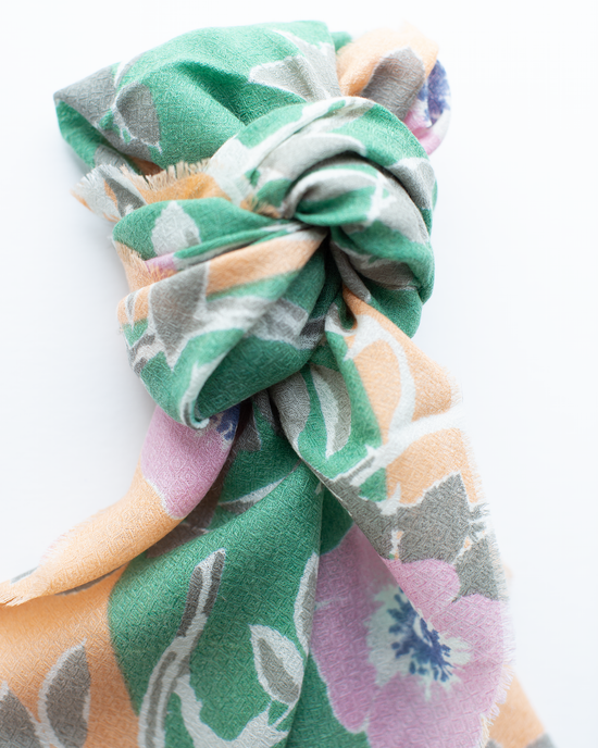 Épice Bold Daisy Wool Silk & Cashmere Bandana in Ming Green 
