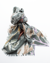 Épice Botanica Wool Silk & Cashmere Scarf in Moss 