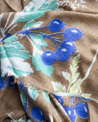 Épice Botanica Wool Silk & Cashmere Scarf in Tobacco 