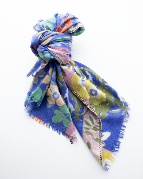 Épice Pop Flower Wool & Cashmere Scarf in Wedgewood 