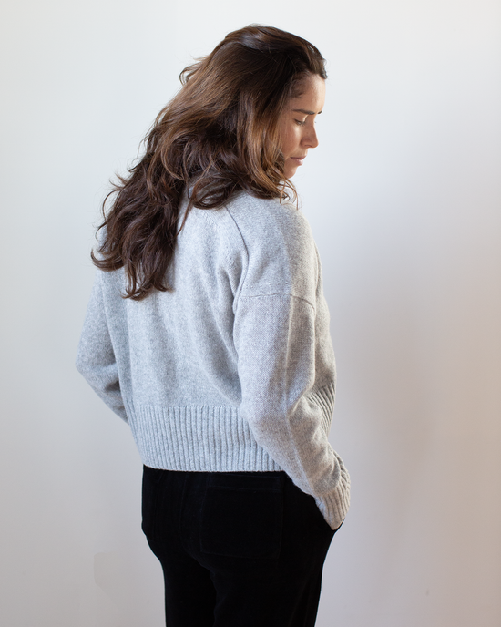 White + Warren Cashmere Featherweight Open Cardigan in Grey Heather 