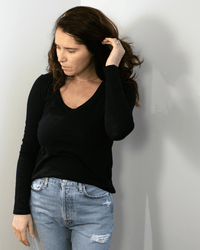 Becky Long Sleeve Scoop Neck Top in Black - Bliss Boutiques