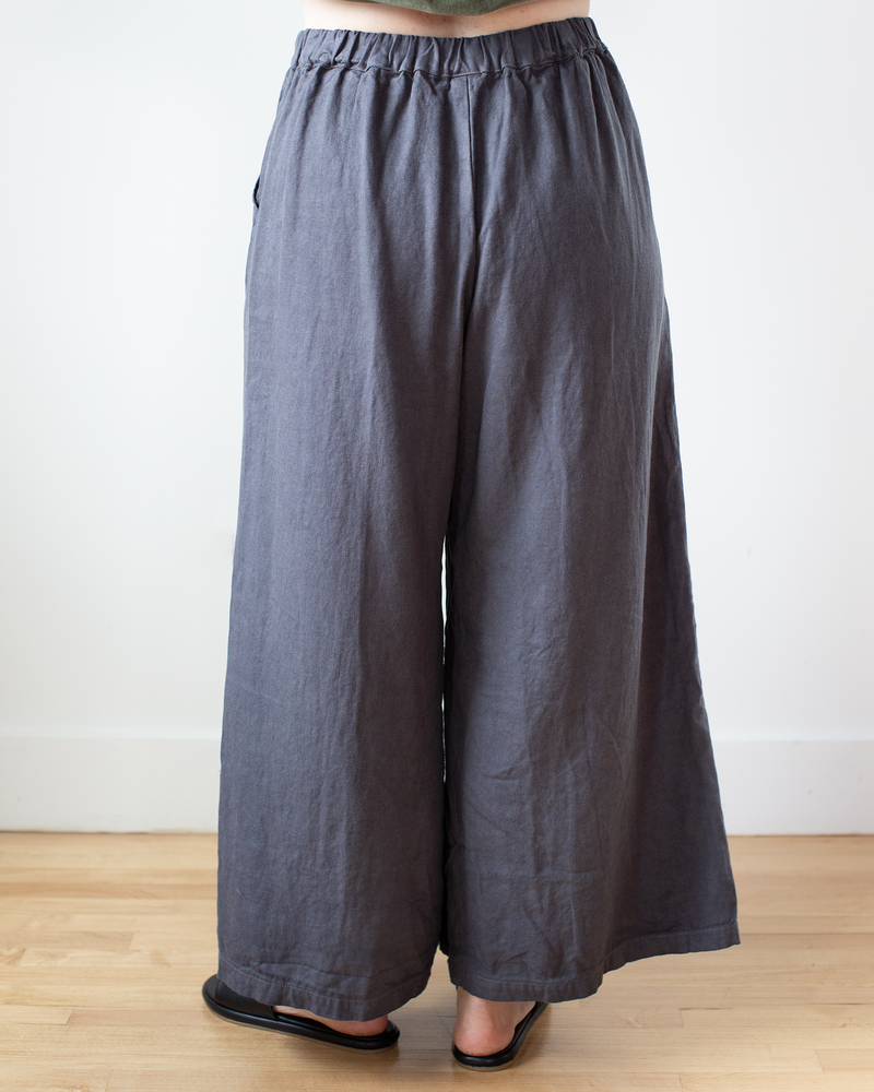 Cropped Wendy Pant in Carbon Hemp Blend