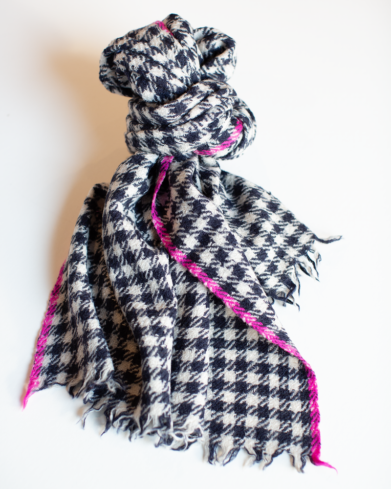 Check Woven Scarf in Navy