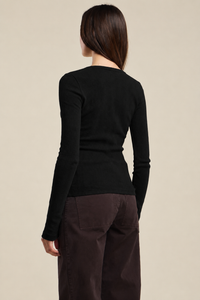 Miriam L/S Scoop Neck Top in Black
