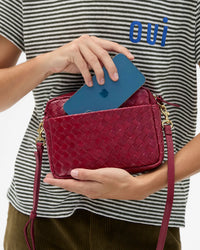 Midi Sac w/ Pocket  - Medium Woven Diagonal in Garnet