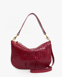 Moyen Messenger - Medium Woven Diagonal in Garnet