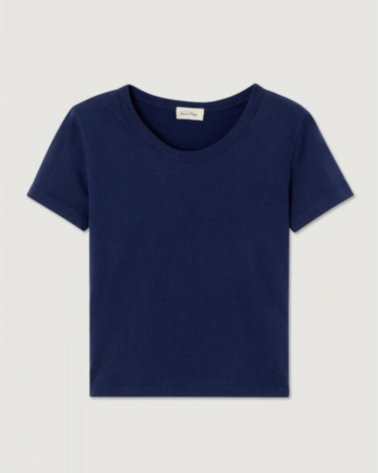 Gamipy Crop Tee in Navy by American Vintage displayed on a plain background.