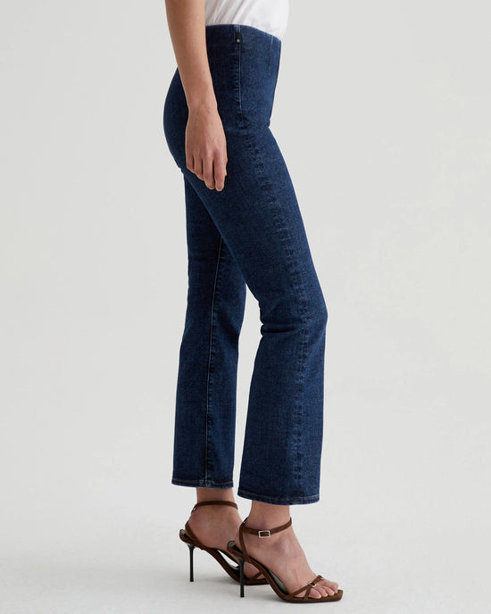 AG Jeans Farrah Boot Crop Pull On in Hyacinth 
