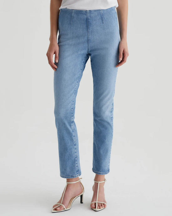 AG Jeans Mari Crop Pull On in Mirror 