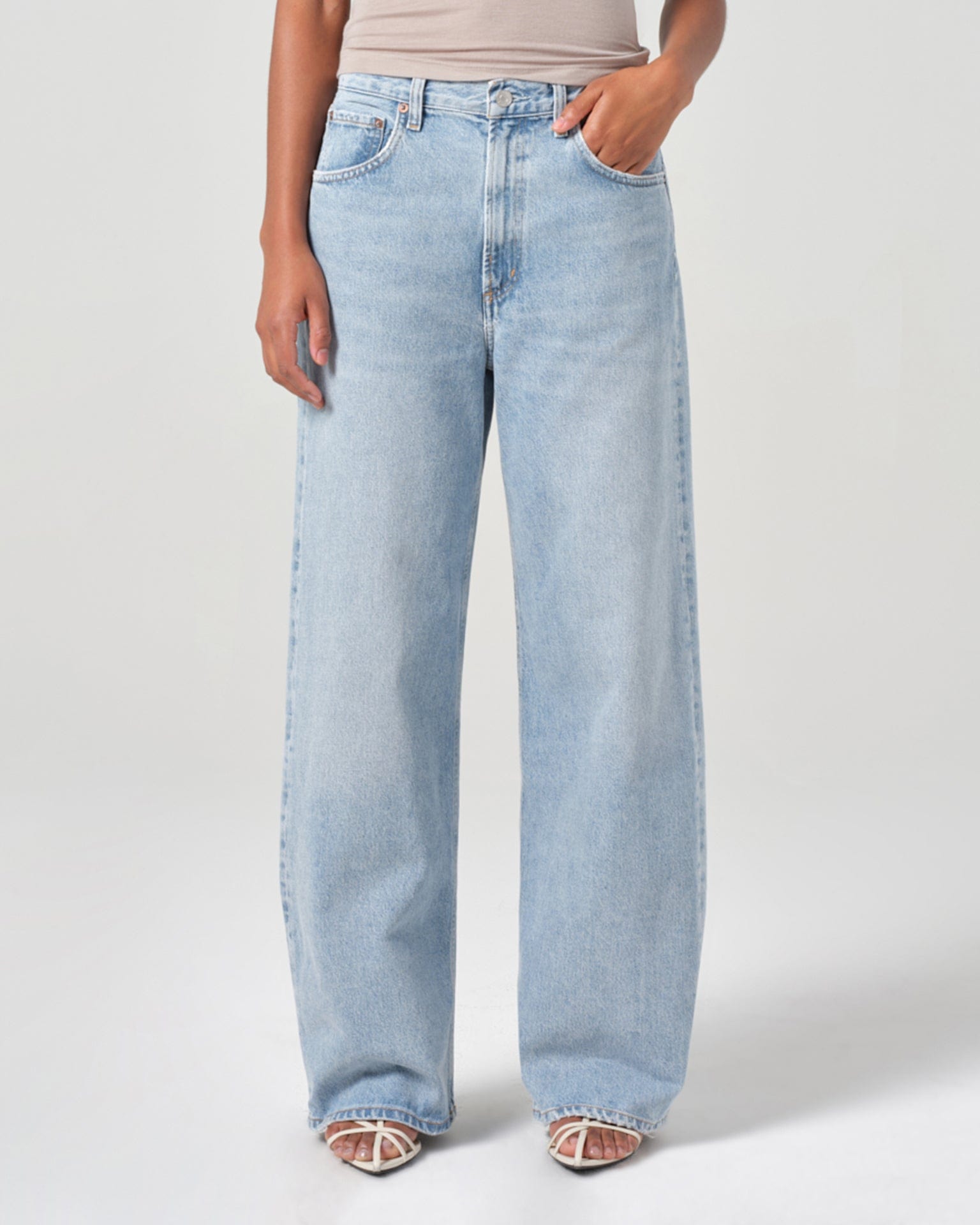 Low Curve Jean in Force