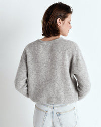 American Vintage Vito Button Cardi in Gris Clair 4 - Bliss Boutiques