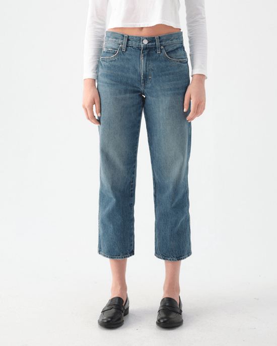 AMO Billie Cropped Wide Straight Leg in Chaperone 