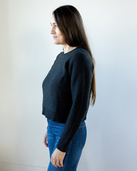Autumn Cashmere Links Stitch Raglan Shirttail Crew in Pepper 