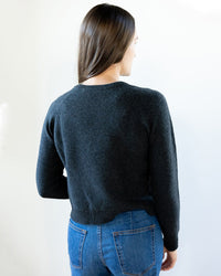 Autumn Cashmere Links Stitch Raglan Shirttail Crew in Pepper 