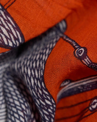 Inoui Editions Scarf / Etole 100 Des Rives et Des Reves in Orange 