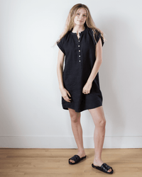 Bella Dahl Cap Sleeve Henley Dress in Black 