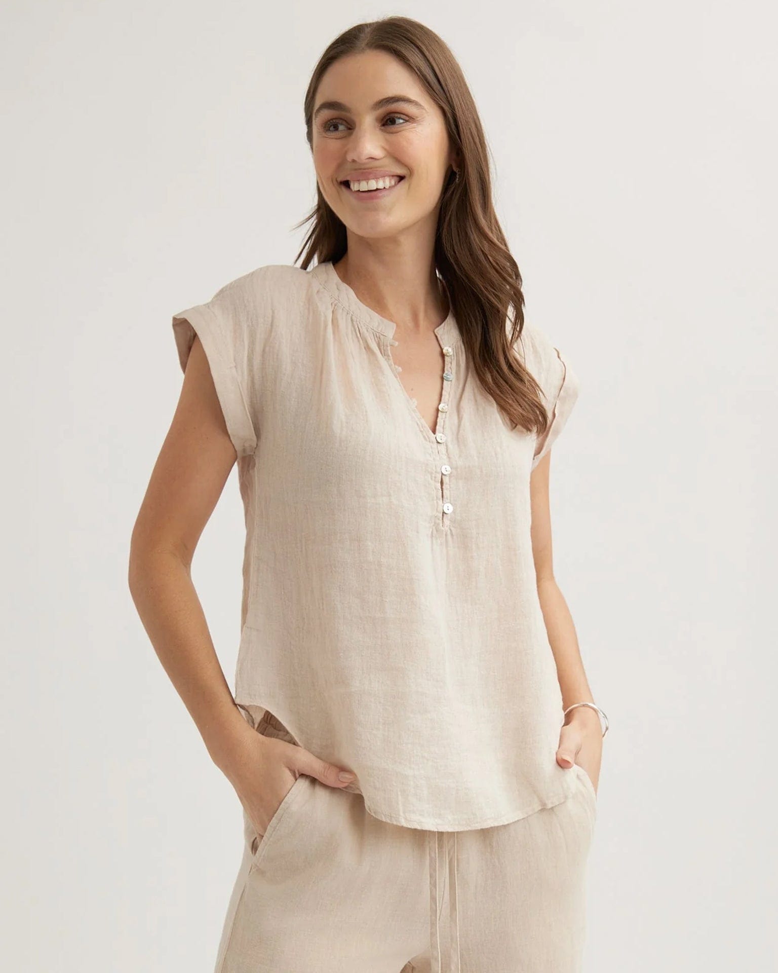 Cap Sleeve Pullover in Linen Sand