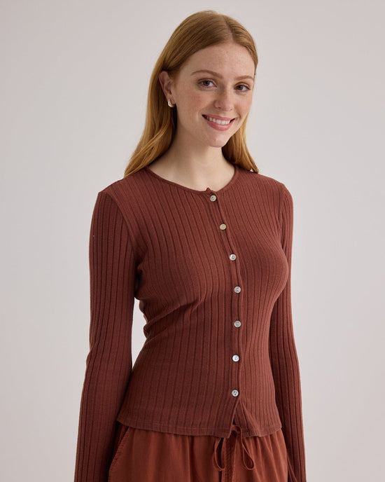 Bella Dahl Long Sleeve Cardigan Tee in Autumn Amber 