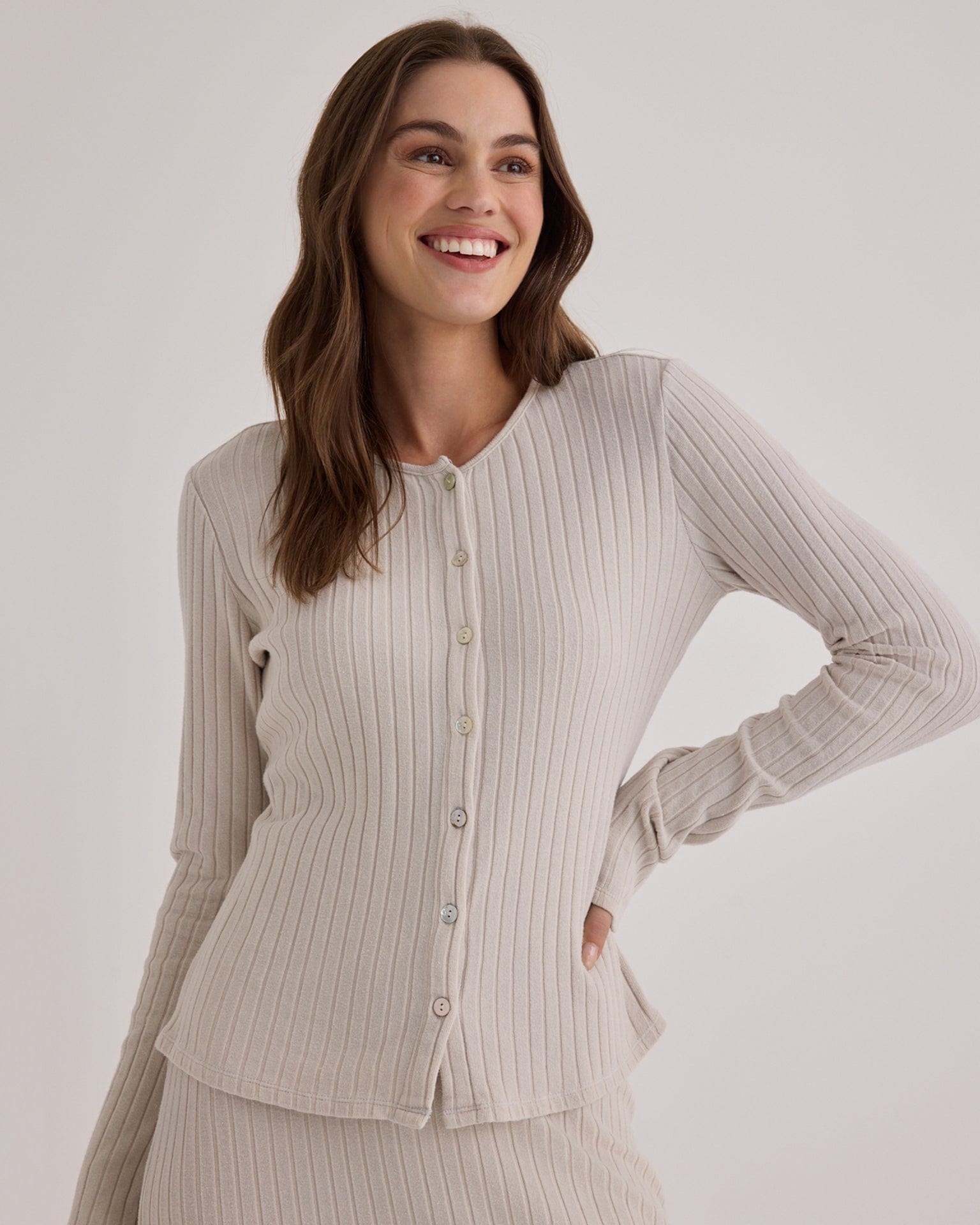 Long Sleeve Cardigan Tee in Moon Stone