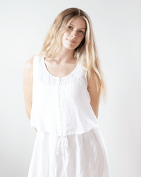 Bella Dahl Sleeveless Tie Waist Button Front Top in White 
