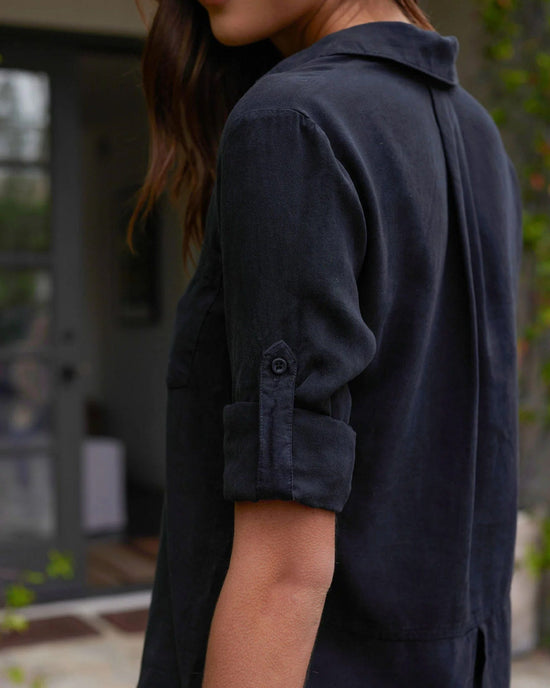 Bella Dahl Split Back Button Down in Vintage Black 