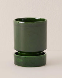 Bergs Potter Home Hoff Glazed 7.1 inch Pot in Emerald Green