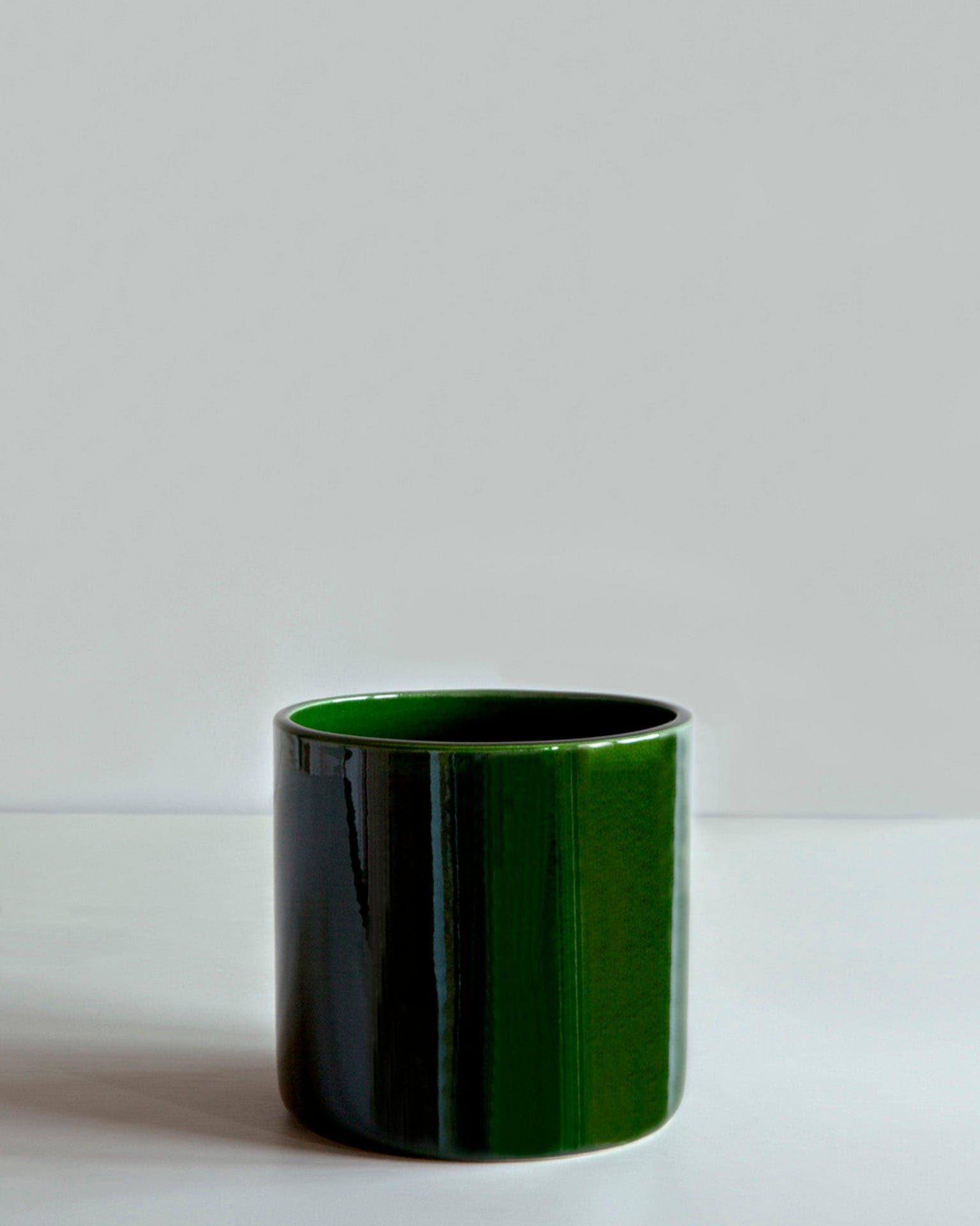 Romeo Glazed 4.3 inch Cachepot in Emerald Green