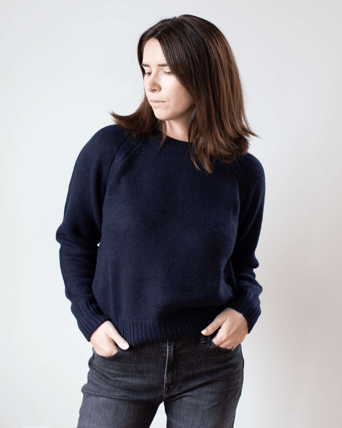 Autumn Cashmere Clothing Relaxed Open Raglan Crew in Peacoat