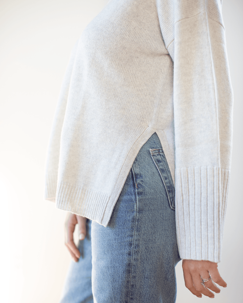 Autumn Cashmere Clothing Relaxed V w/ Side Slits in Sleet