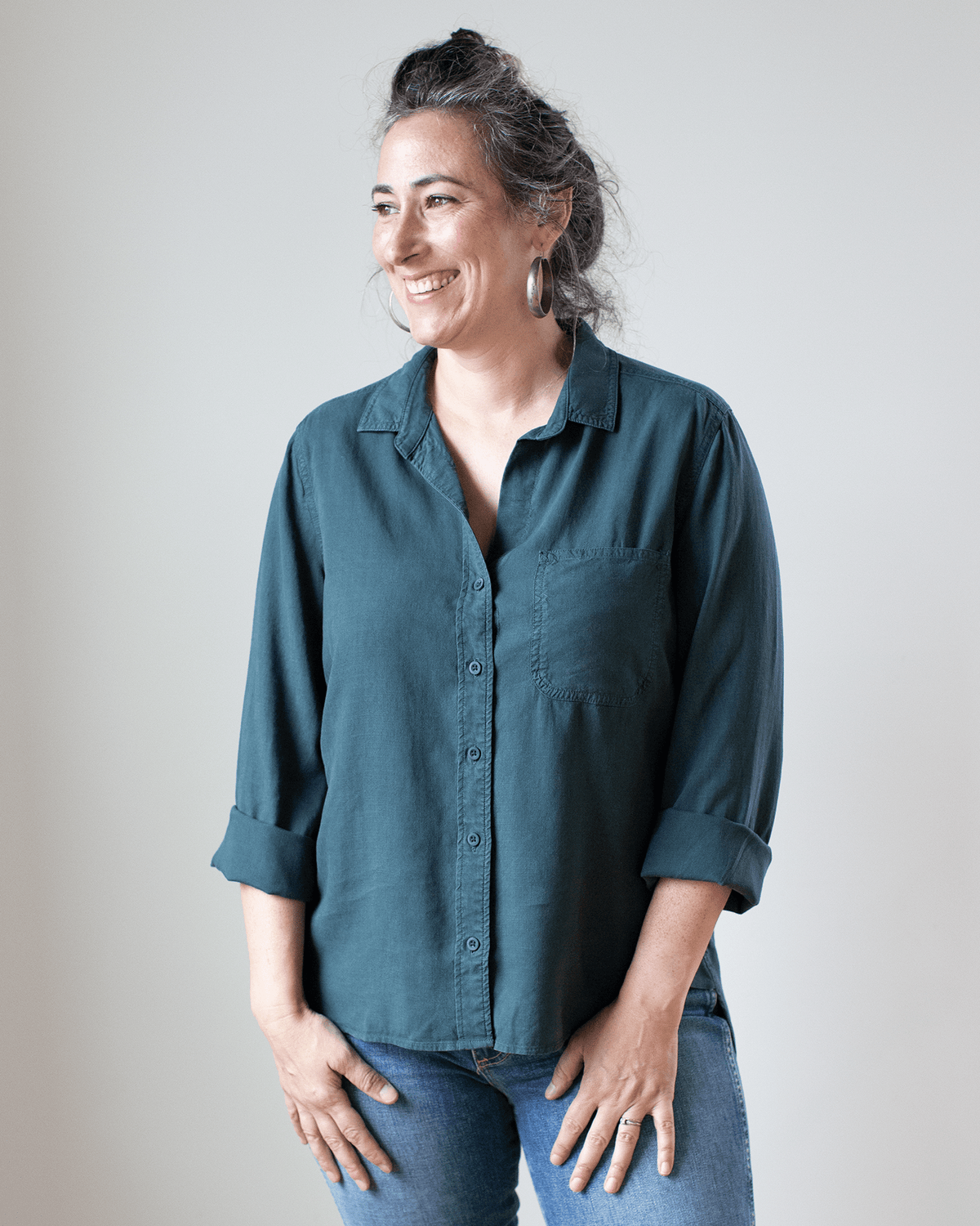 Bella Dahl Clothing Shirt Tail Button Down in Jade Night