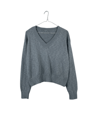 It is well LA Clothing V-Neck Crop Sweater in Blue Grey
