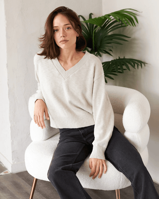 It is well LA Clothing V-Neck Crop Sweater in Natural