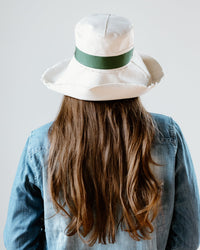 Lola Hats Accessories Cream/Green Dia in Cream/Grass