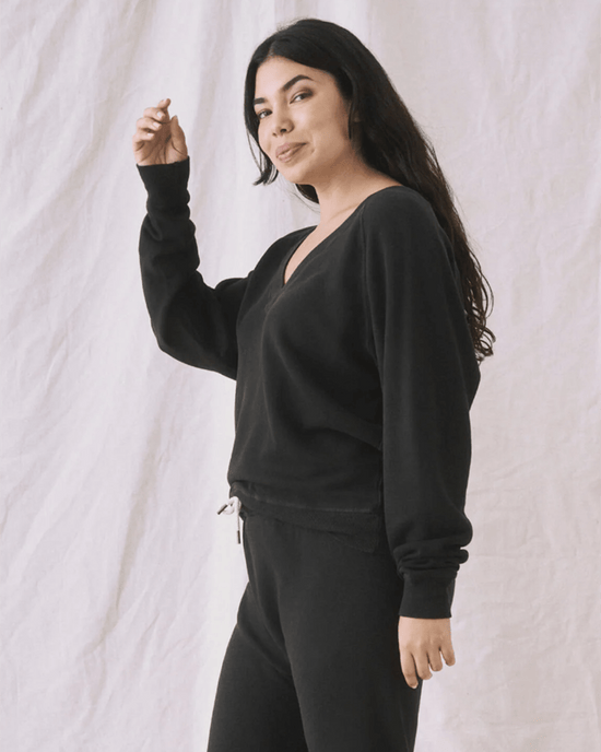 the Great Clothing The V-Neck Sweatshirt in Almost Black
