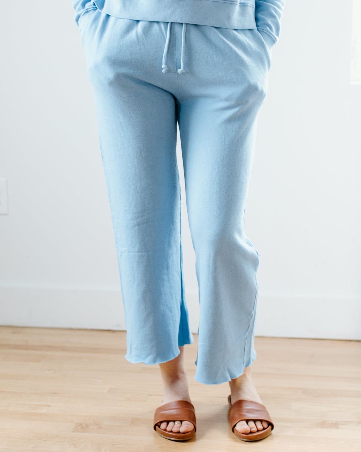 Velvet by Graham & Spencer Clothing Montecito Wide Leg Pant in Wave