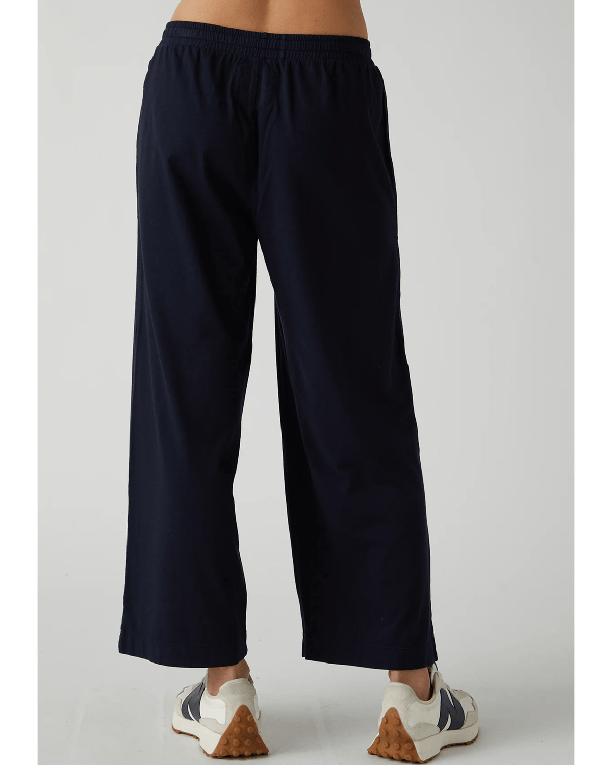 Velvet by Graham & Spencer Clothing Pismo Pant in Navy