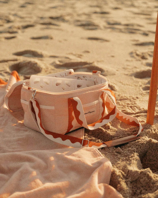 Business & Pleasure Co Premium Cooler Bag - Rivie Pink 