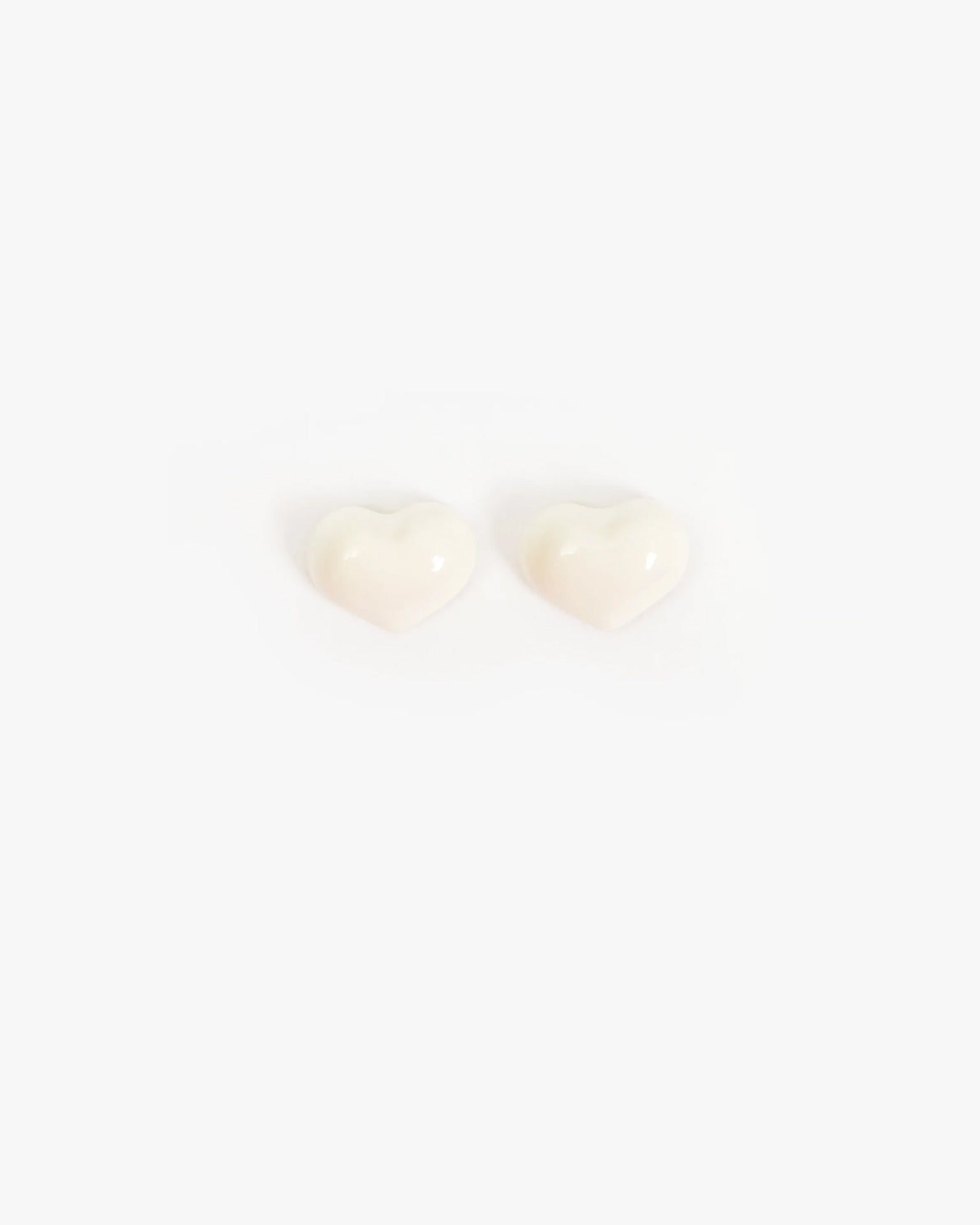 Petit Mylar Heart Earrings in Cream