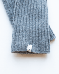 COLORI Wrist Warmer in Kensington 