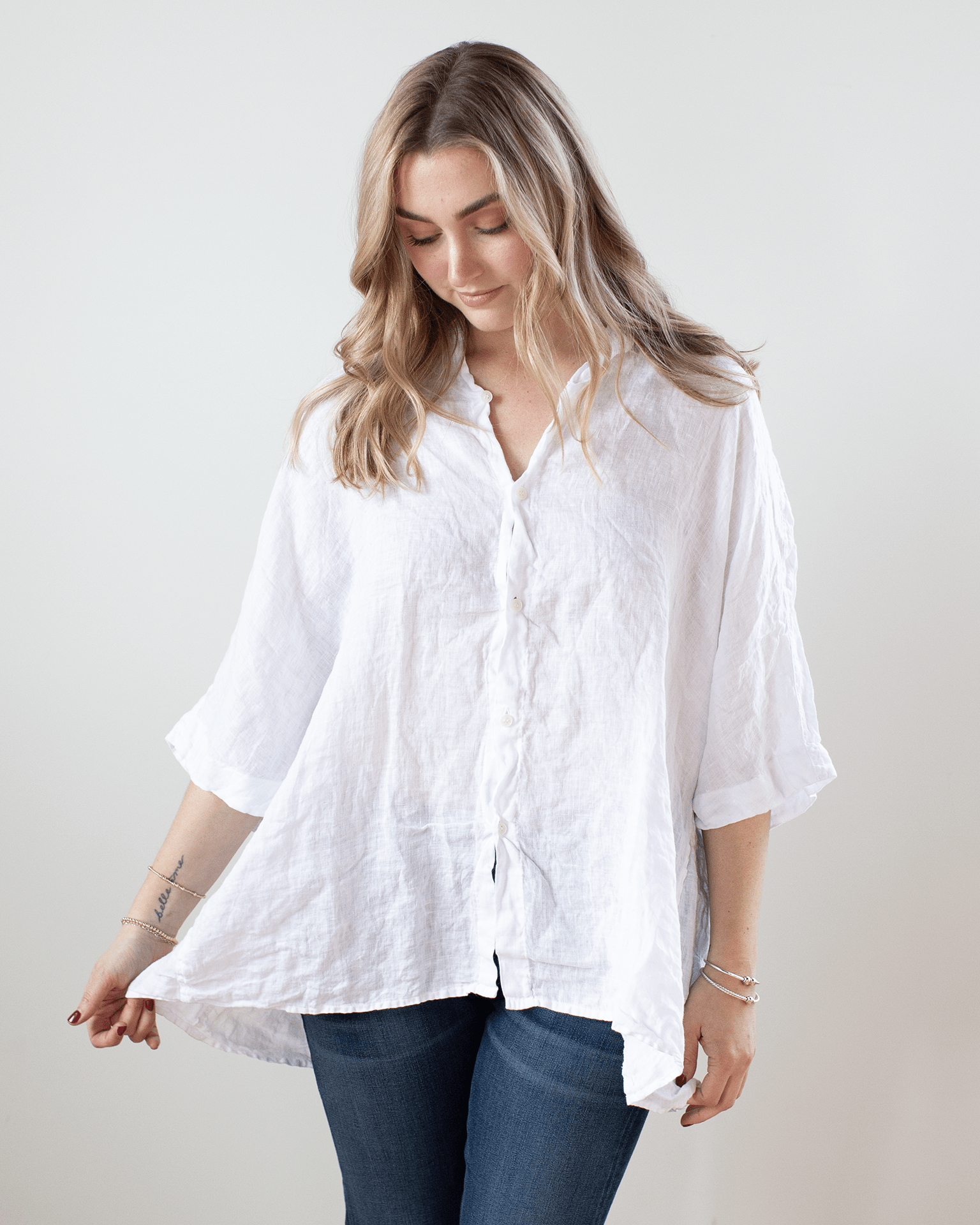 Nico Linen S/S Button Up in White