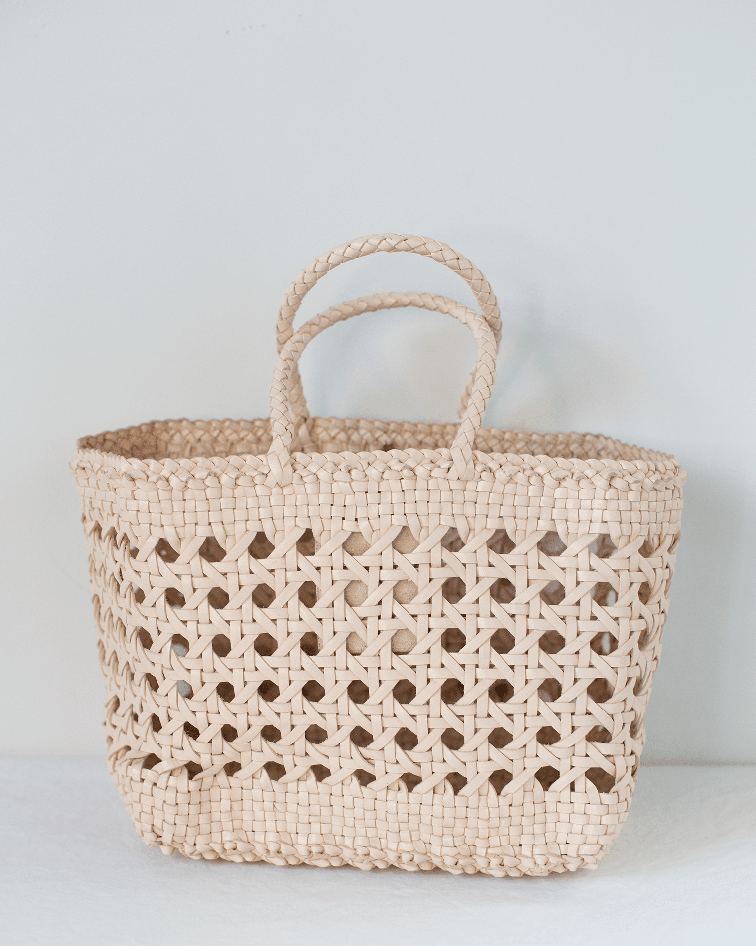 Cannage Bag - Small in Peachy Natural